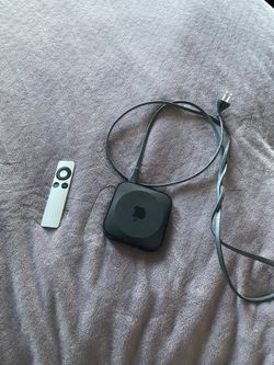 APPLE TV WITH REMOTE AND CORD