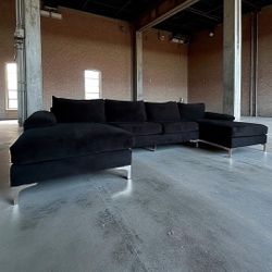 Couch | BLACK VELVET 