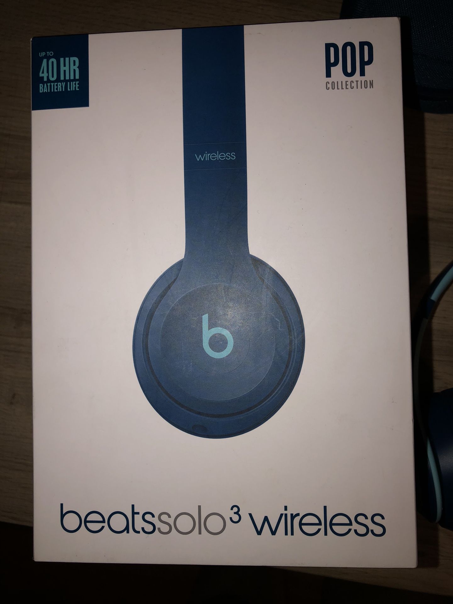 Like new Beats Solo 3 Pop Collection