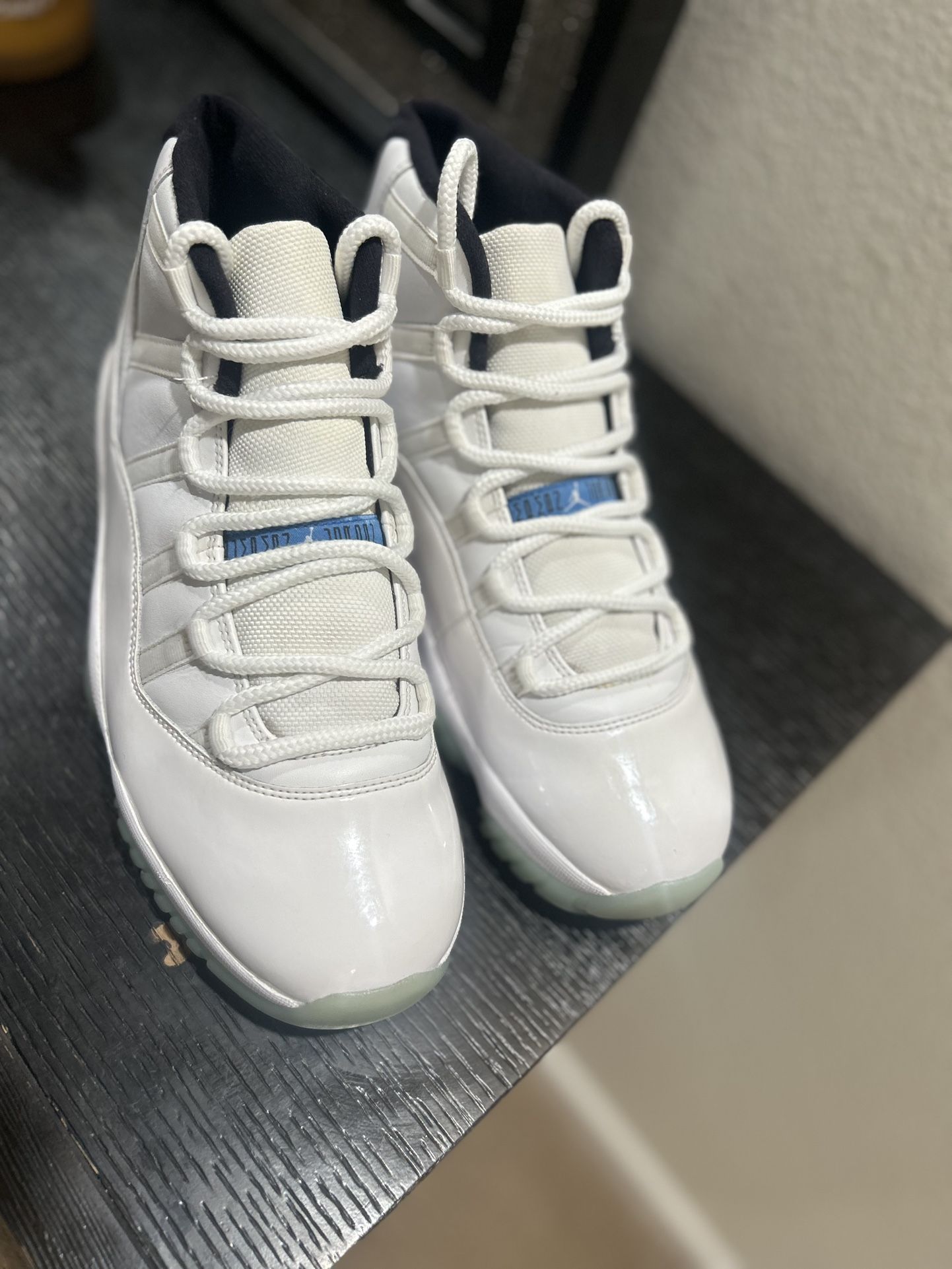 Air Jordan Size 10.5m. 150