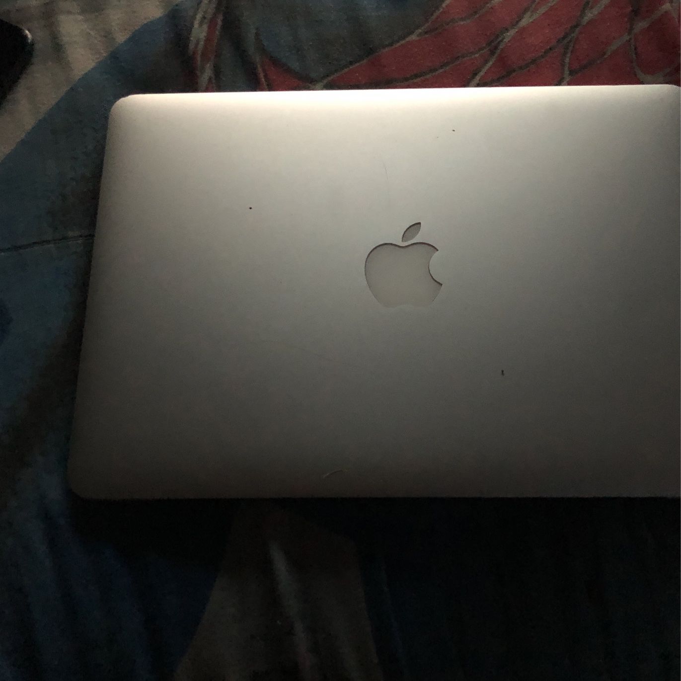 MacBook Pro 13 Unlocked