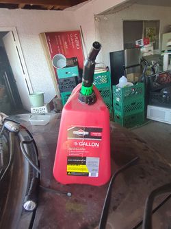 gas/ fuel can