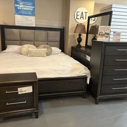 New 5pc King Bedroom Set