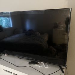 50 Inch ONN Roku TV 