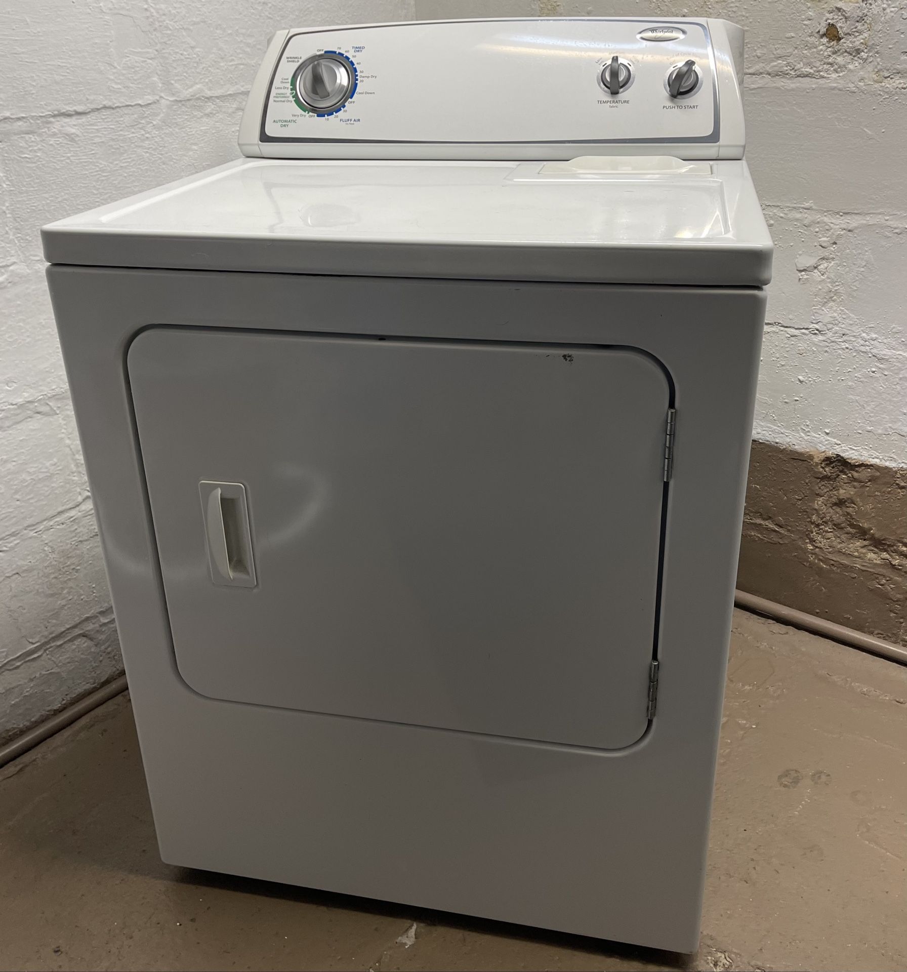 29 Inch Electric Dryer with 7.0 cu. ft. Capacity, 13 Cycles, 4 Temperature Settings, AutoDry Sensor System.