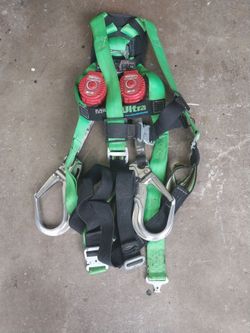 Miller Harness ( Condition Good  )