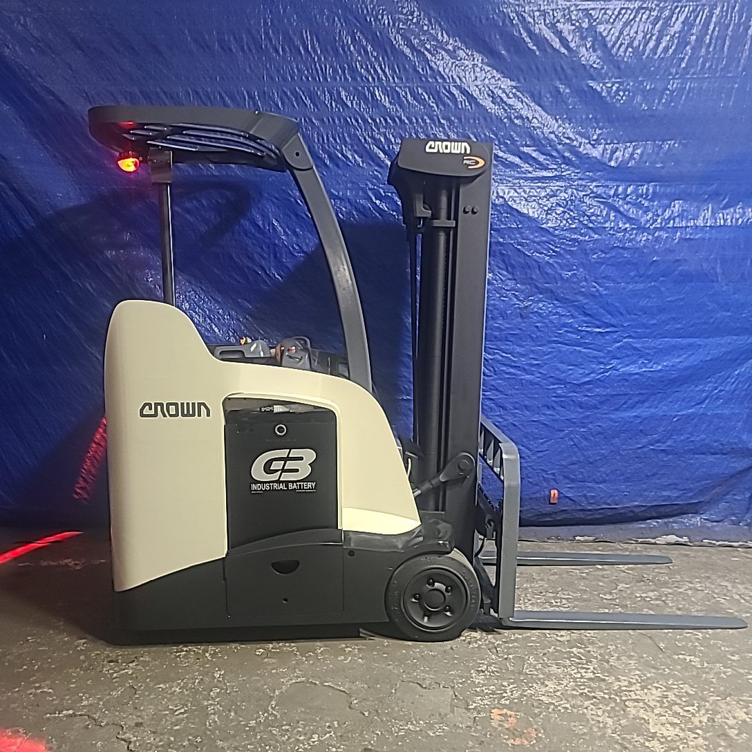 2014 Crown Electric Stand-Up Forklift RC5530-30 With New Battery- 6