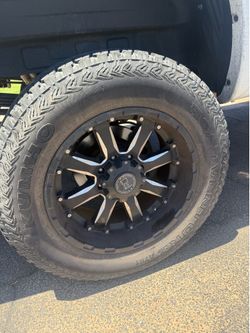 ISO 17in 8x6.5 wheels 35in tires