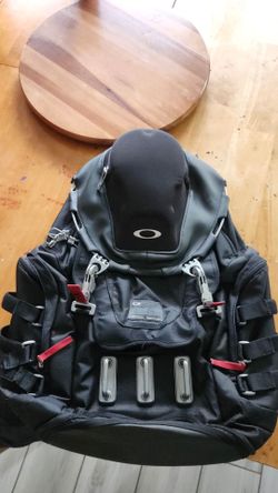 Oakley kitchen sink backpack🔥🔥