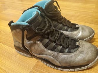 Air Jordan 10 Retro 30th Size 9.5 lady Liberty