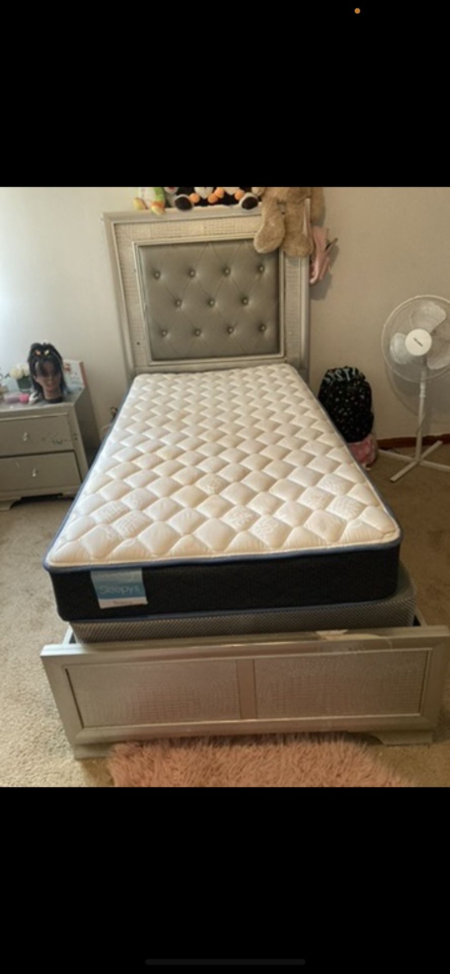 Twin Bed