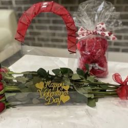 Valentines Roses Purse Bouquet And Rose Bear 