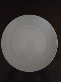 Dinner melamine 11" dishes, NEW, GIFTABLE $1.00 ea