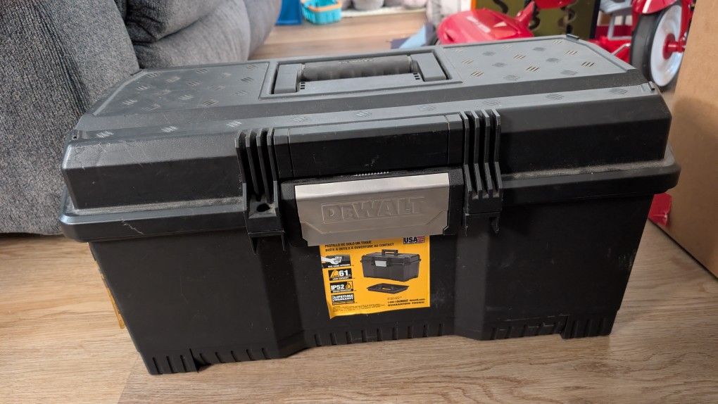 Dewalt Tool Box
