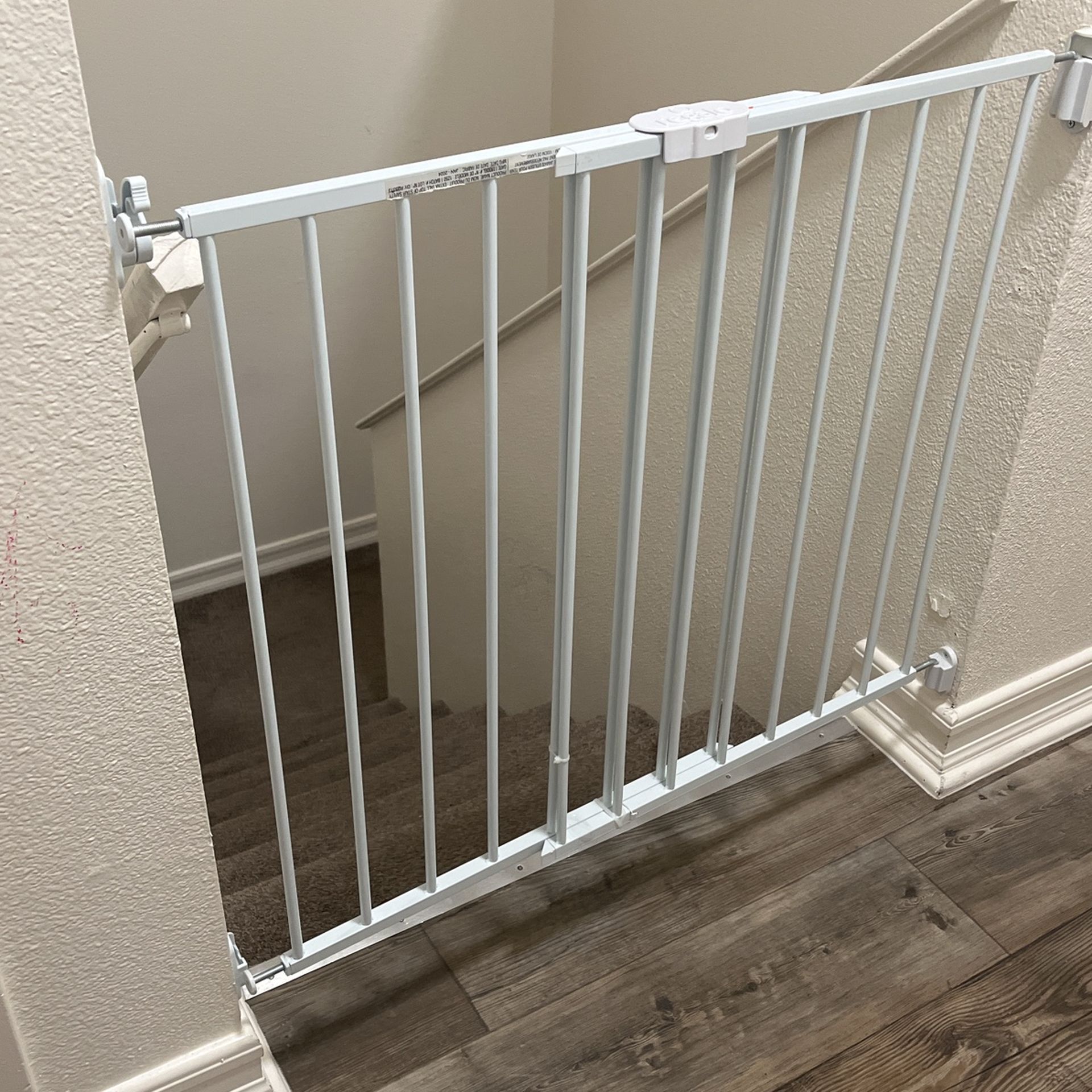 2 White Baby Gates