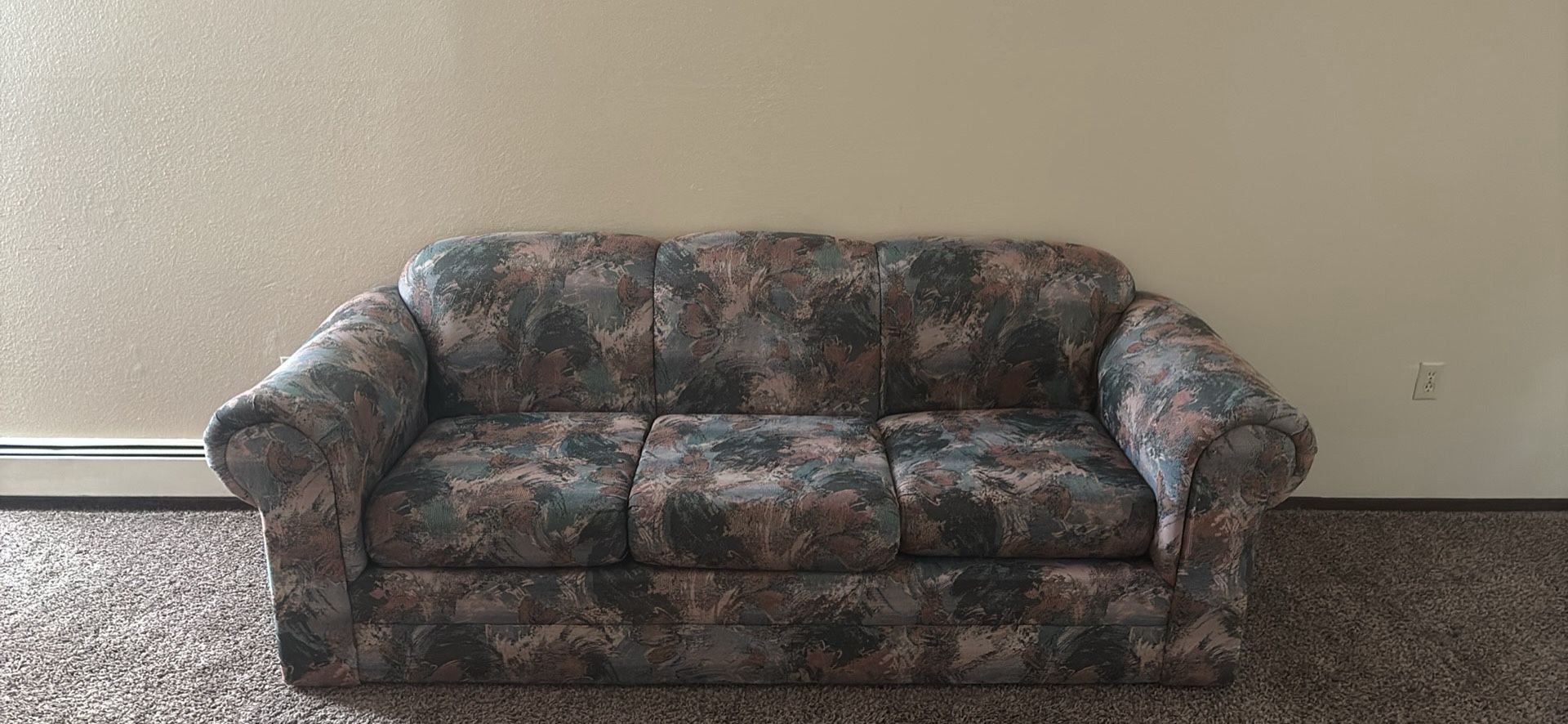 FREE COUCH