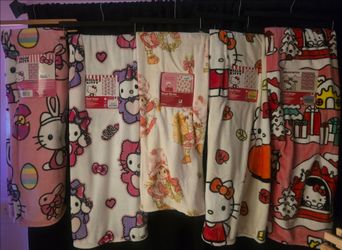 Hello kitty blanket
