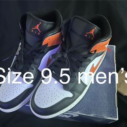 Jordan 1s Mid Size 9.5 Men’s
