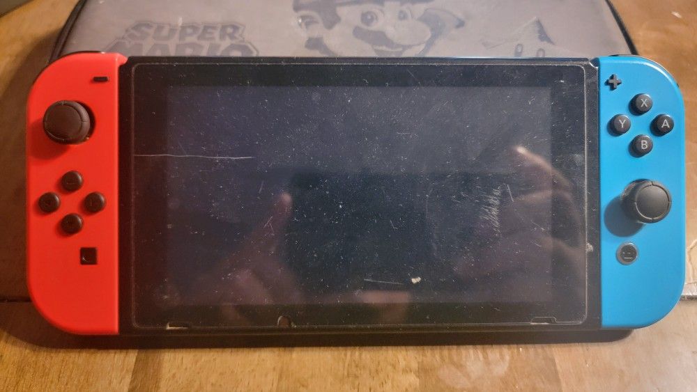 Nintendo Switch - Used