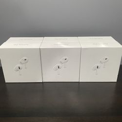 Airpod Pros 2nd Generation (USB-C) Magsafe Charging Case (Comes With Warranty)