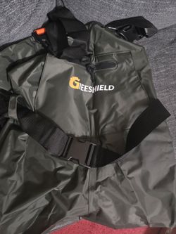 Waterproof bootfoot chest waders