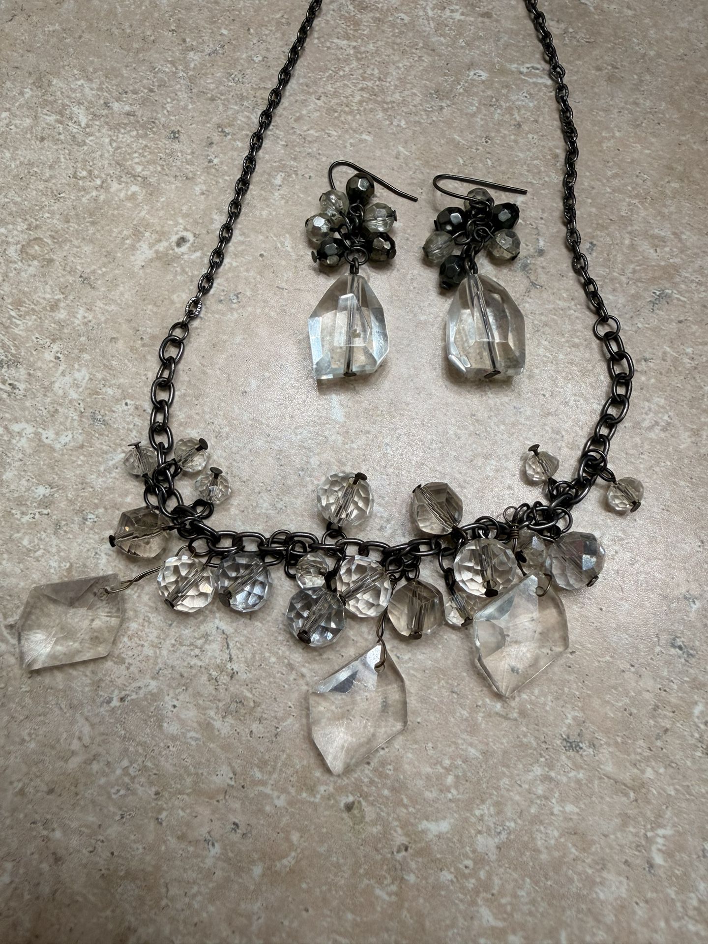 Matching Necklace & Earrings Set