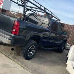 2005 Chevrolet Silverado 2500