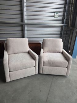 Henredon Henredon Marley Fabric Swivel Accent Chair
$180 for one 
Or two for $300