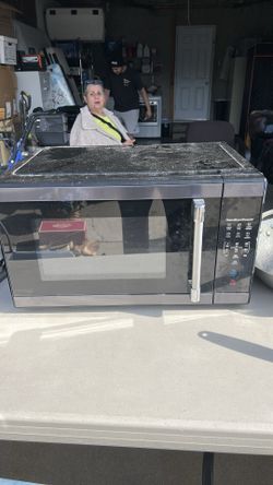 Hamilton Beach Black Microwave
