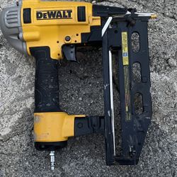 Dewalt Air Finish Nailer