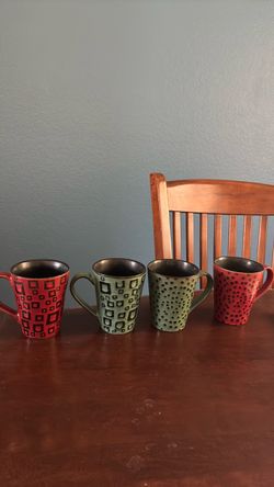 Set of 4 Ceramic Coffee Mugs