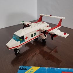 Vintage 1988 Lego 6356 Med-Star Rescue Plane 100% complete