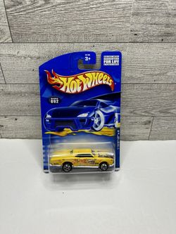 Hot Wheels Yellow ‘1967 Pontiac GTO • Die Cast Metal & Plastic Parts • Made is Malaysia
