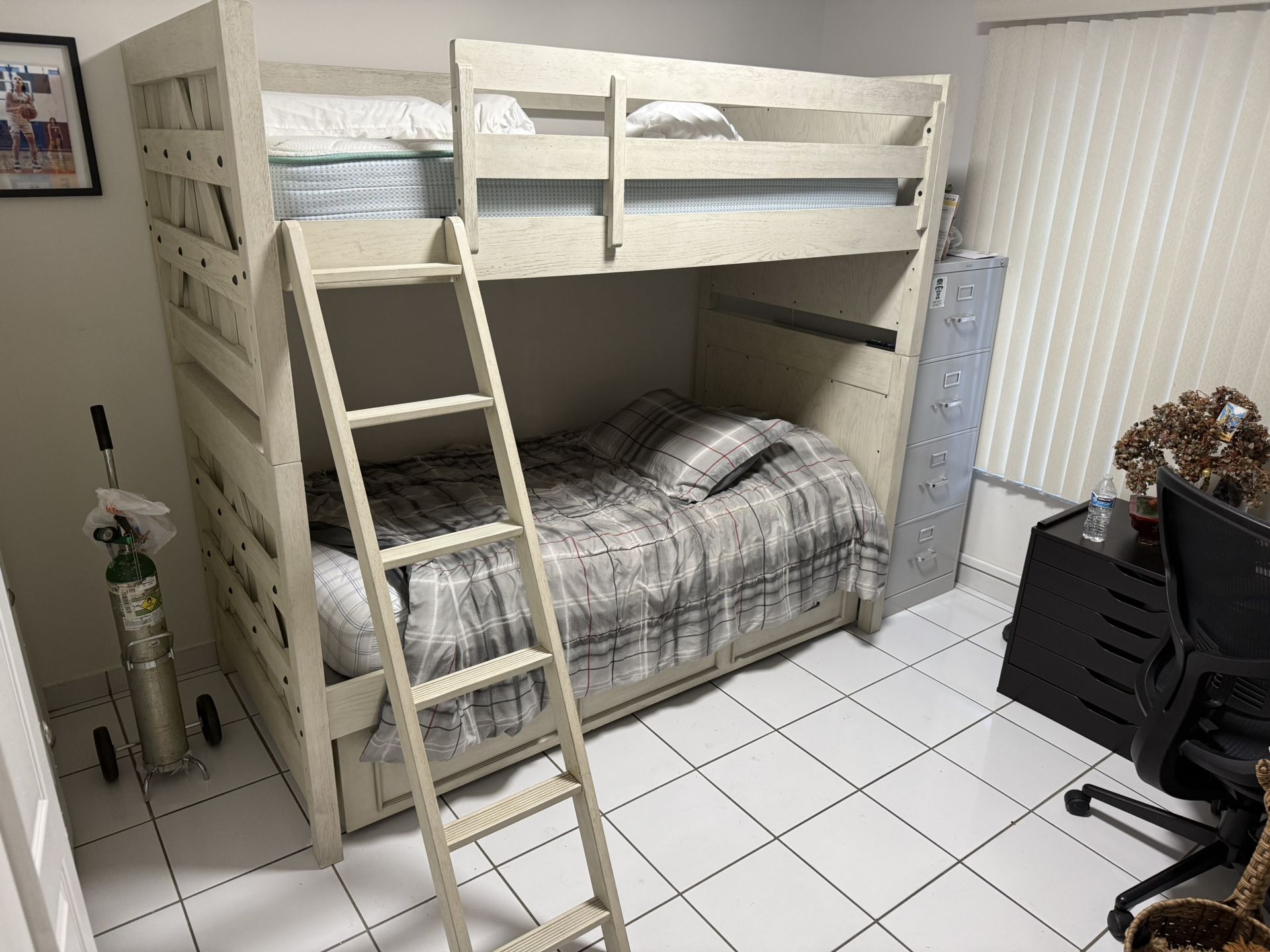 Bunk Bed