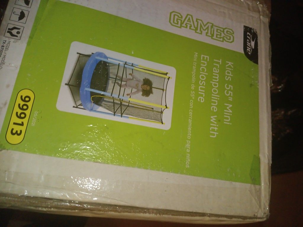 Kids 55" Trampoline With Enclosure Unopened Jn Box