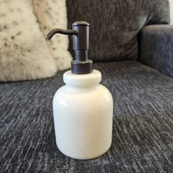 Soap Pump Ceramic Farmhouse Simple Style