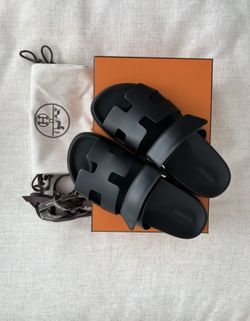 Hermes Chypre Sandals size 39 black Leather Dad NEW RARE flats 8 8.5 9
