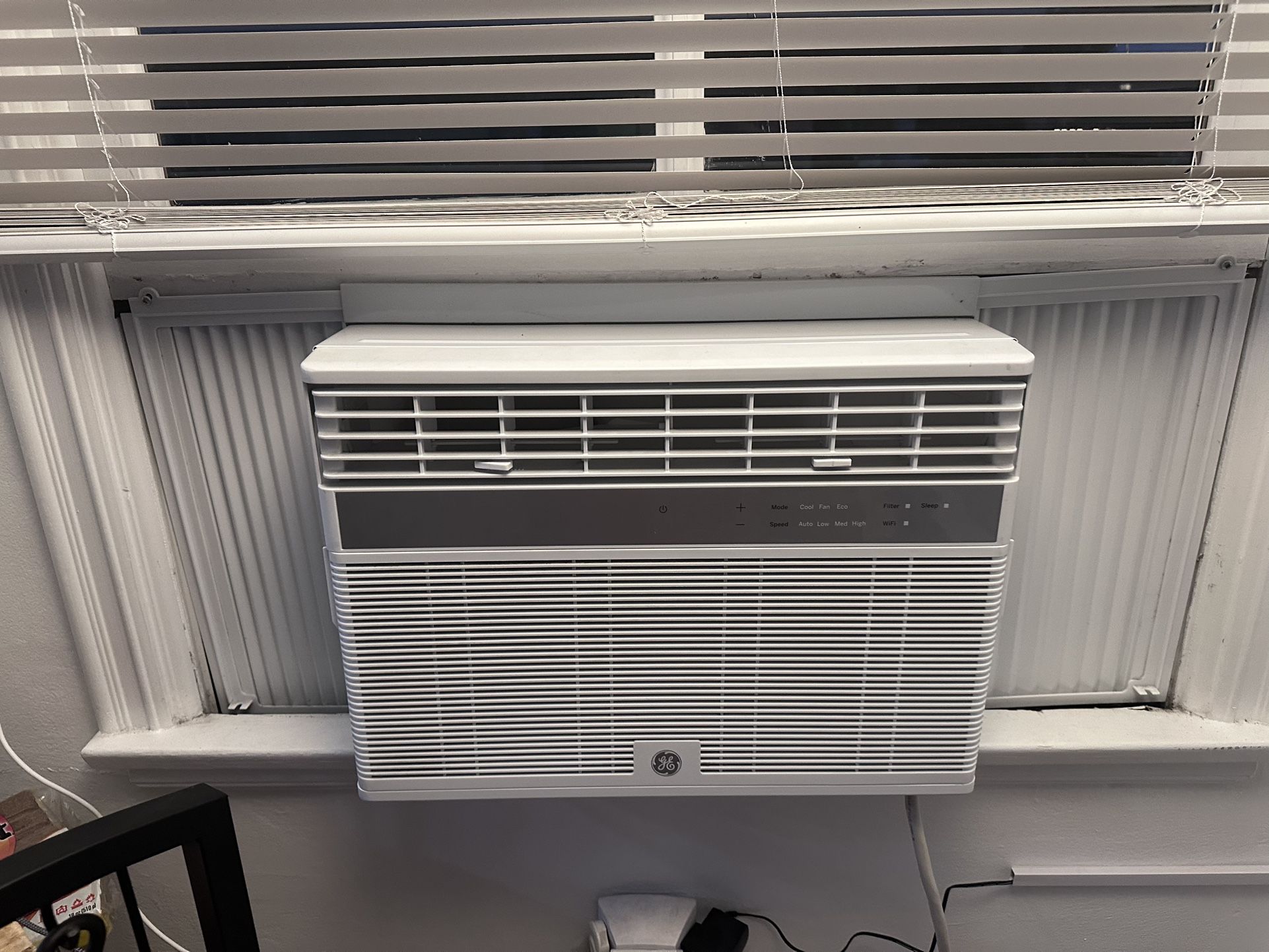 Window AC Unit