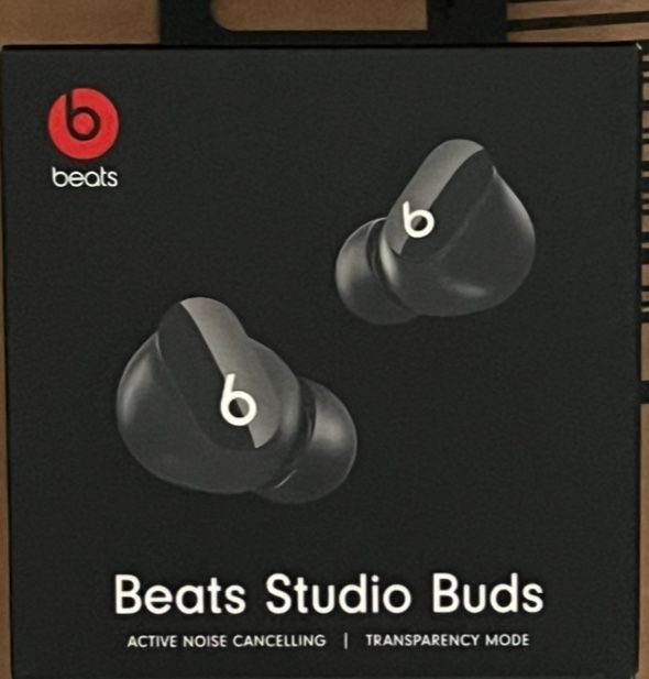 Beats Studio Buds