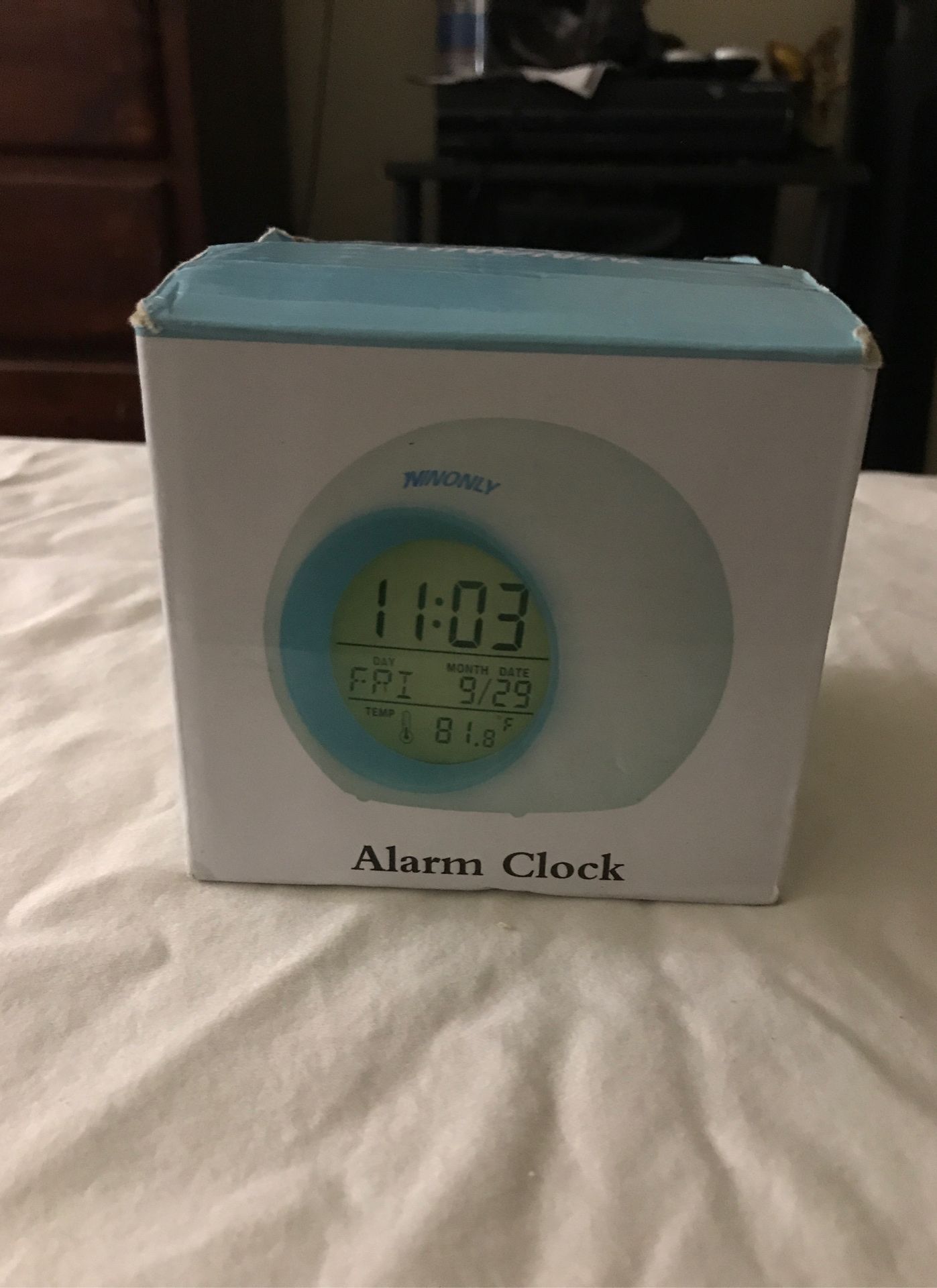 Ninonley Color Change Alarm Clock
