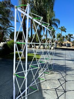 Large Folding Display Wall Frame