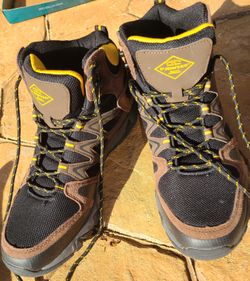 Boots, St. John's Bay Size 10.5M Men's