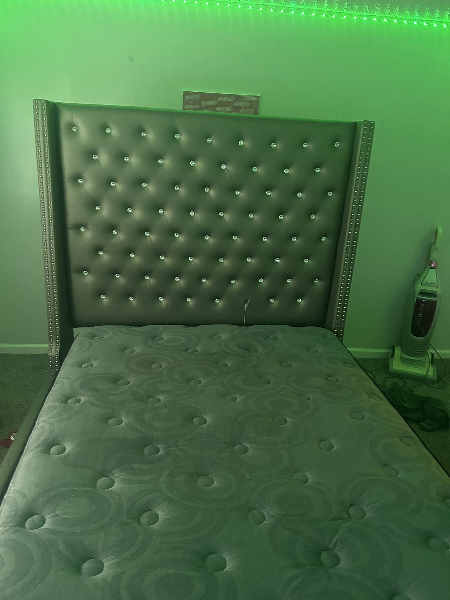Gray Diamond Studded Headboard , Mattress & Box Spring 