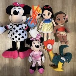 Disney Plush Stuffies Minnie Mouse Moana Snow White 
