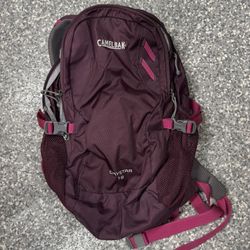 Camelbak Daystar 18 Magenta Backpack Like New