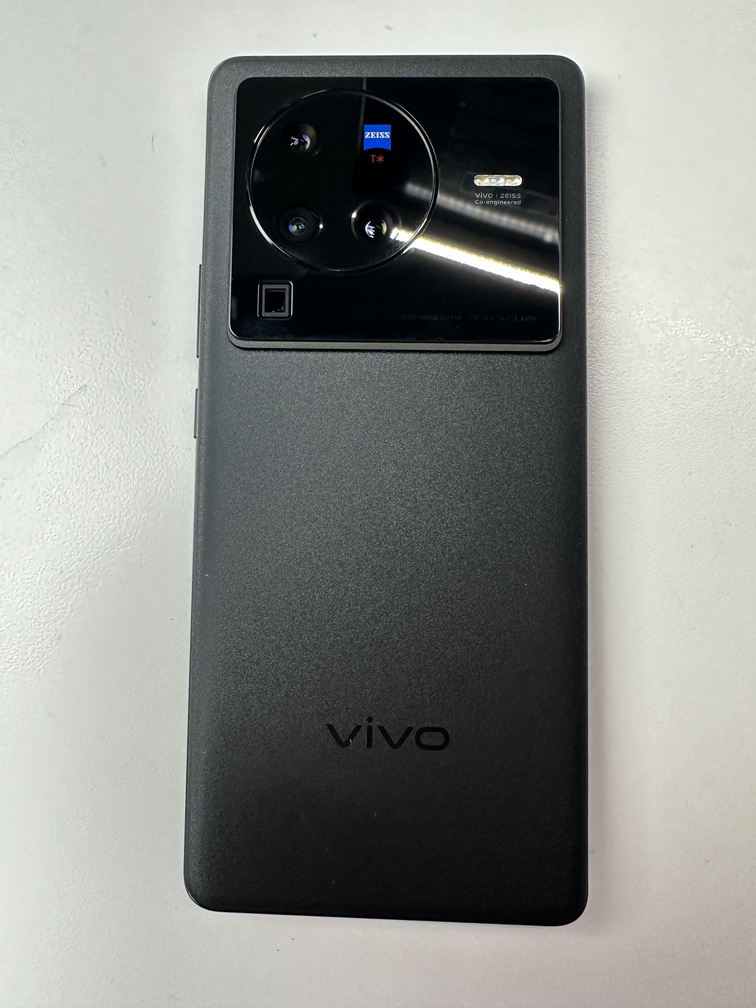 Vivo X80 Pro – (Open Box Mobile)