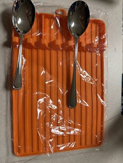 utensil holder
