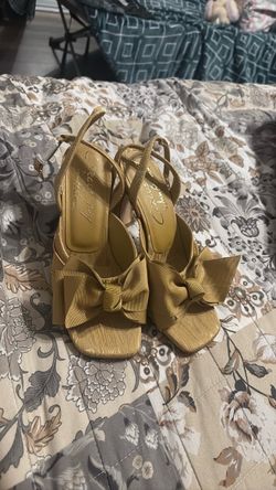 Mustard color Bow Block Heel Sandals