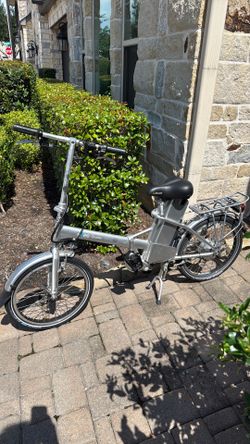 eZee Quando Folding Electric Bike — Silver