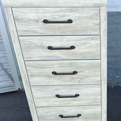 Cambeck 5 Drawer Chest